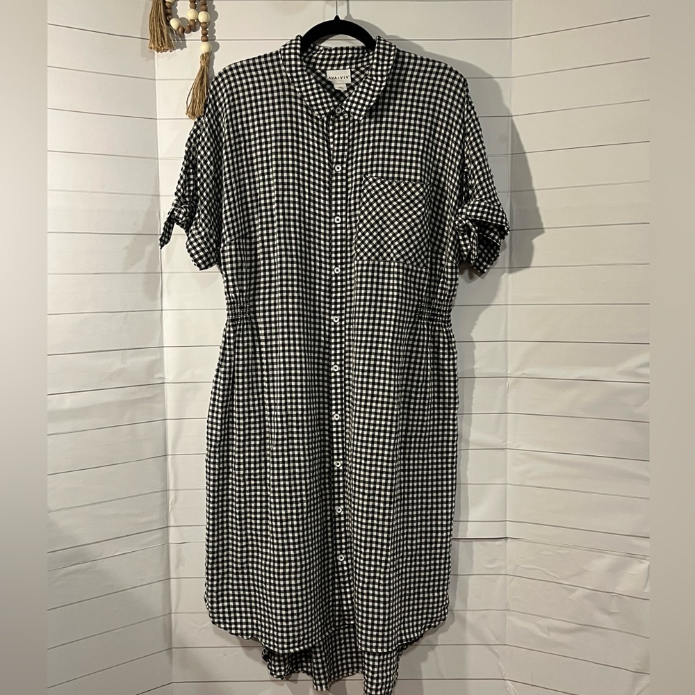 Ava Viv 2X Black & White Shirt Dress